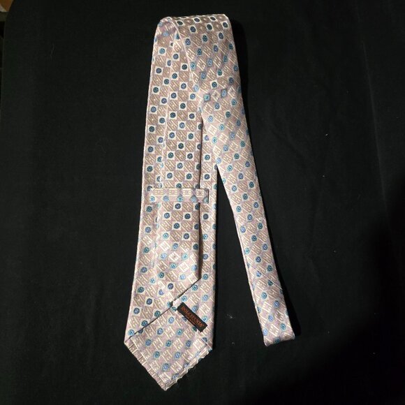 Dolcepunta Made in Italy Silk Necktie - Pink White Blue Geo - 3 3/4" x 61" - Picture 3 of 5